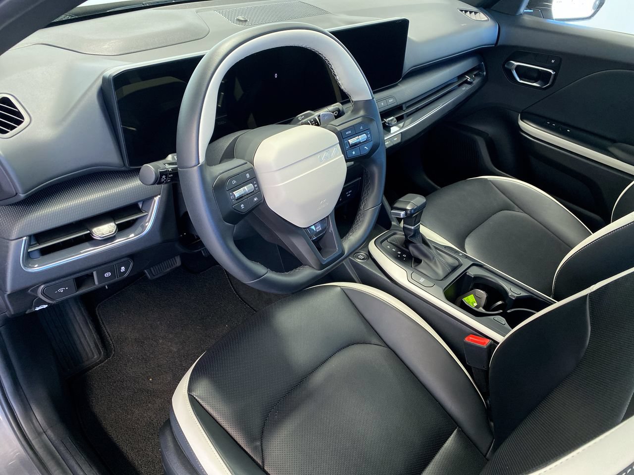 Certified 2026 Kia K4 EX w/ GT-Line Sunroof Package FWD image 20
