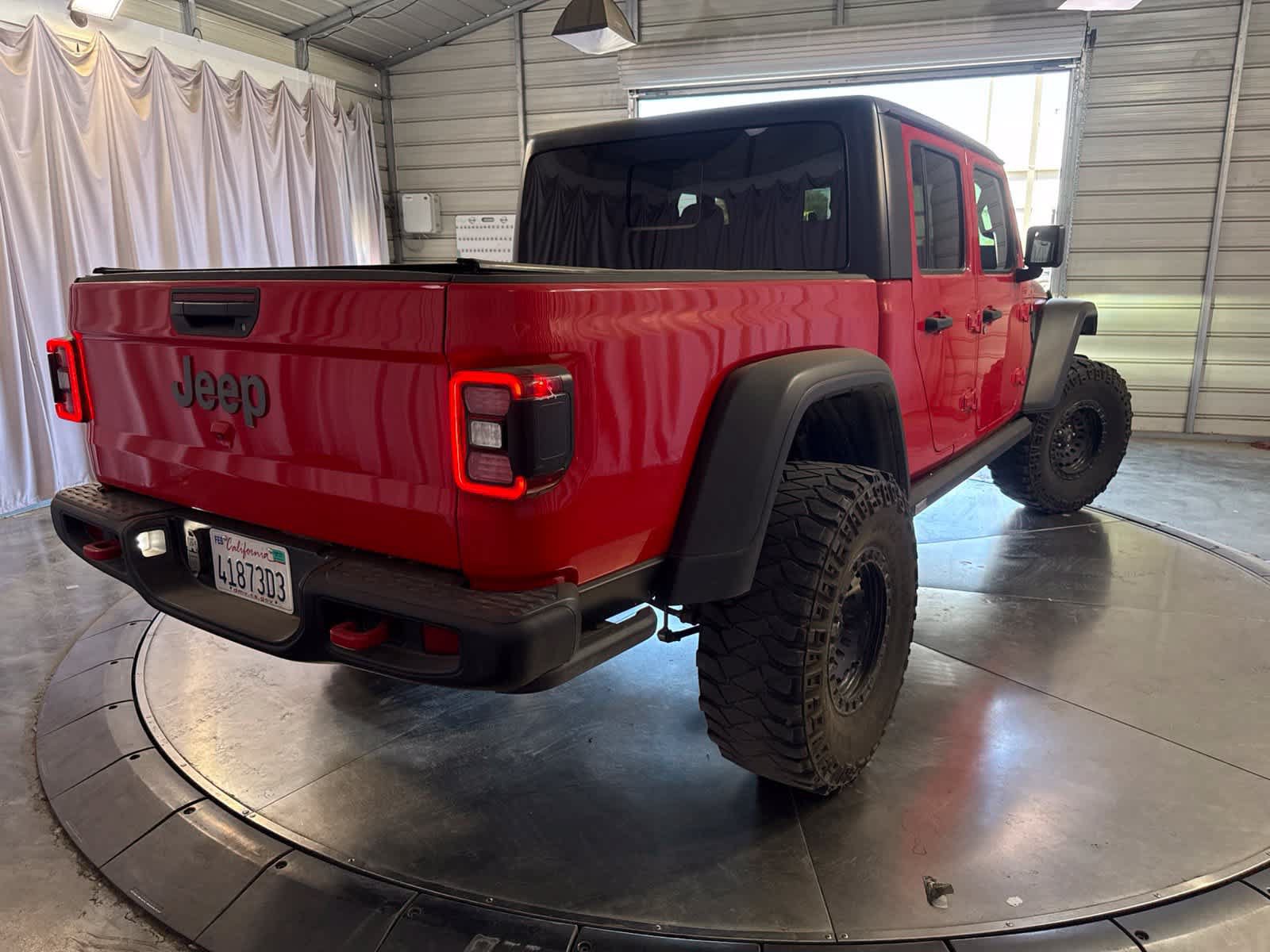 Used 2021 Jeep Gladiator Rubicon w/ LED Lighting Group AWD/4WD image 5