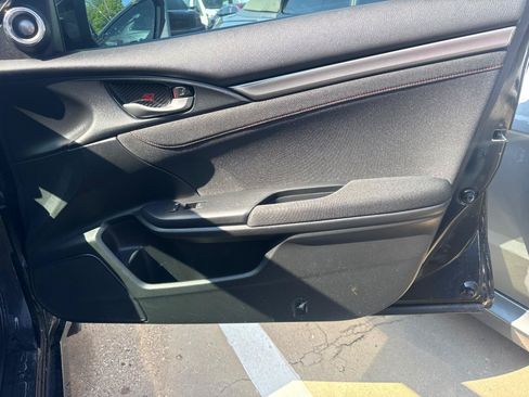 Used 2018 Honda Civic Si image 10