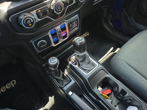 Used 2020 Jeep Wrangler Unlimited Sport S AWD/4WD image 30