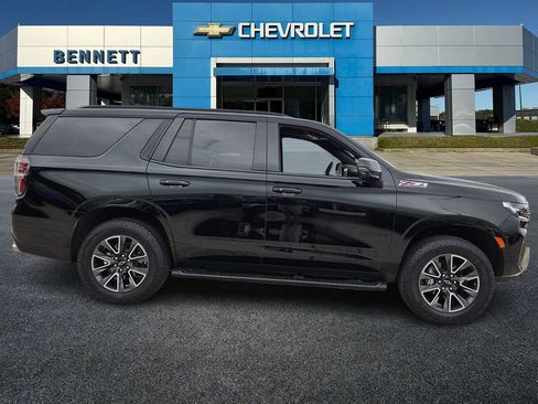 Used 2023 Chevrolet Tahoe Z71 w/ Z71 Off-Road Package AWD/4WD image 7