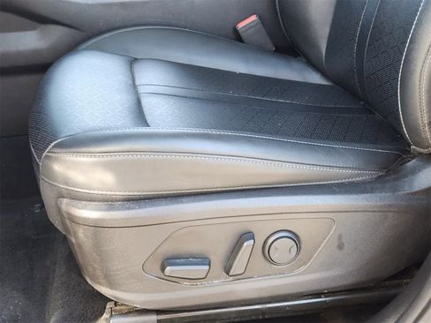 Used 2022 Kia Sorento EX w/ Panoramic Sunroof Package image 22