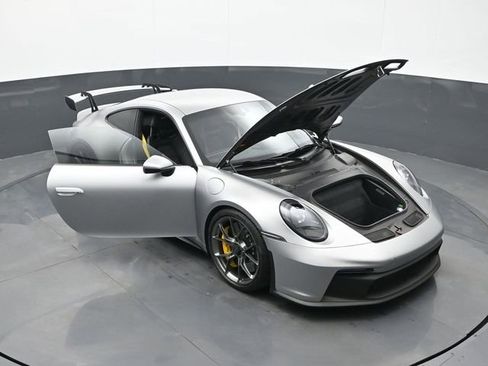 Certified 2024 Porsche 911 GT3 RWD image 28