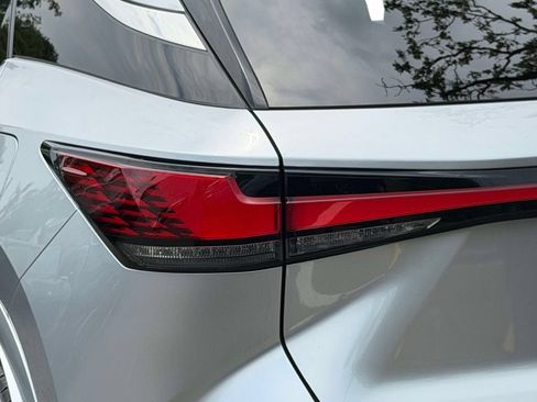 Used 2023 Lexus RX 350 Premium w/ Accessory Package AWD/4WD image 21