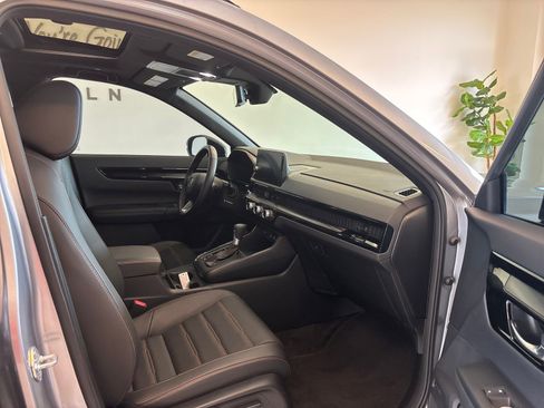 Used 2026 Honda CR-V Sport Touring image 6
