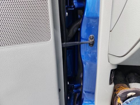 Used 2008 Ford Mustang Convertible image 25