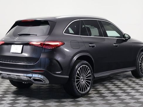 New 2026 Mercedes-Benz GLC 300 image 2