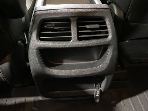 Used 2017 Honda Ridgeline RTL-T image 12