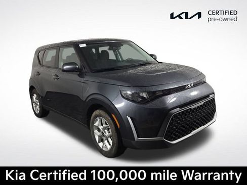 Certified 2025 Kia Soul LX w/ LX Technology Package FWD image 4