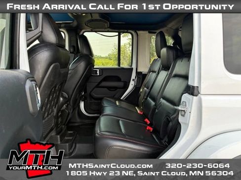 Used 2019 Jeep Wrangler Unlimited Rubicon AWD/4WD image 10