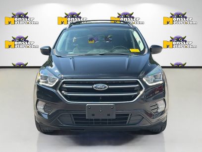 Used 2018 Ford Escape SE w/ SE SYNC Package