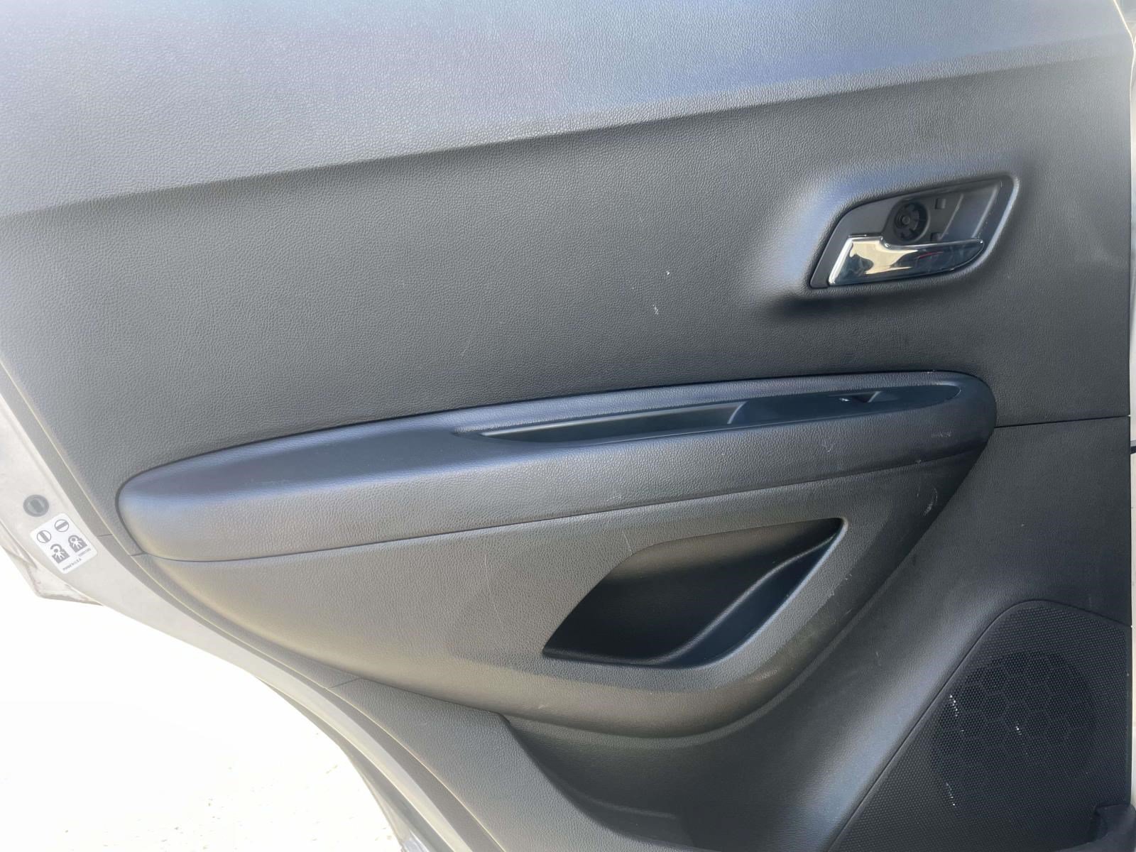 Used 2020 Chevrolet Trax LS w/ Tint and Cruise Package FWD image 12