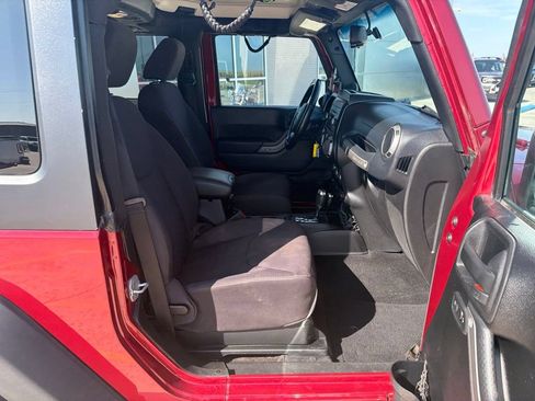 Used 2013 Jeep Wrangler Sport AWD/4WD image 21
