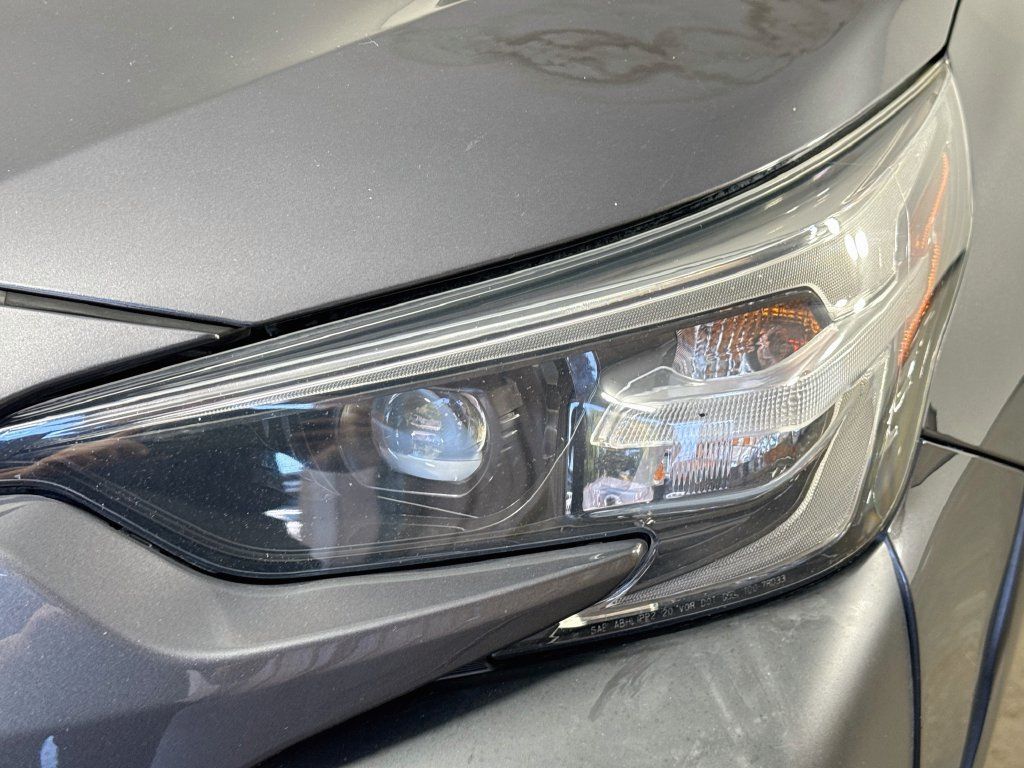 Used 2023 Subaru Outback Premium AWD/4WD image 37