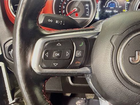 Used 2021 Jeep Wrangler Unlimited Rubicon w/ Uconnect 4C Nav & Sound Group AWD/4WD image 14