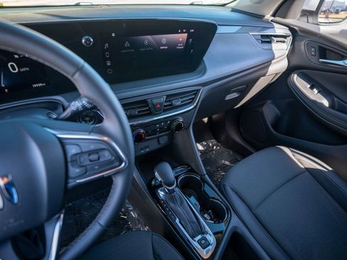 Used 2025 Buick Encore GX Preferred image 21