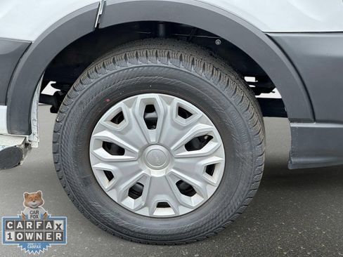 Used 2024 Ford Transit 250 Low Roof w/ Exterior Upgrade Package RWD image 9