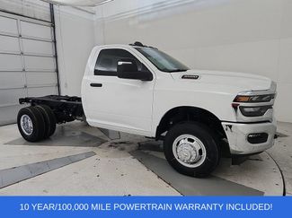 New 2026 RAM 3500 Tradesman w/ Chrome Appearance Group A AWD/4WD video 2