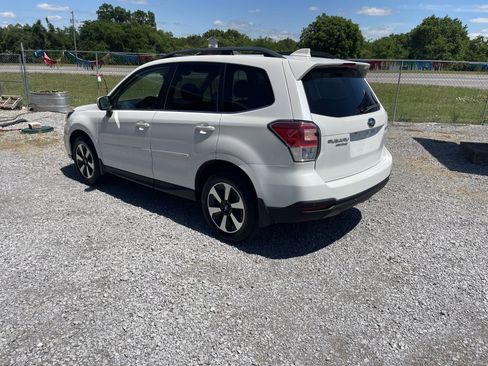Used 2018 Subaru Forester 2.5i Limited AWD/4WD image 4