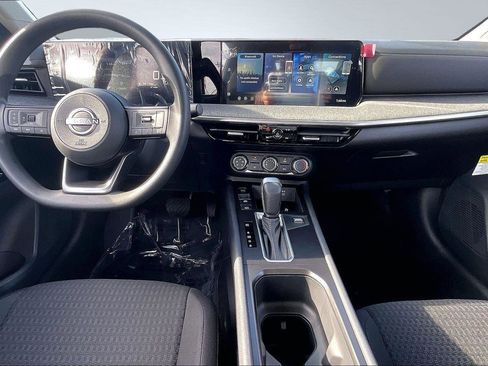 New 2026 Nissan Kicks S image 5