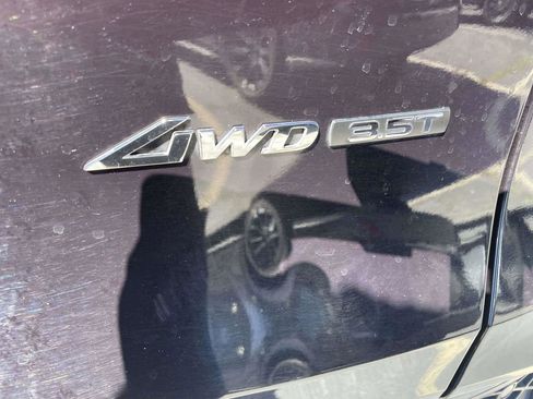 Used 2022 Genesis GV70 3.5T Sport AWD/4WD image 22