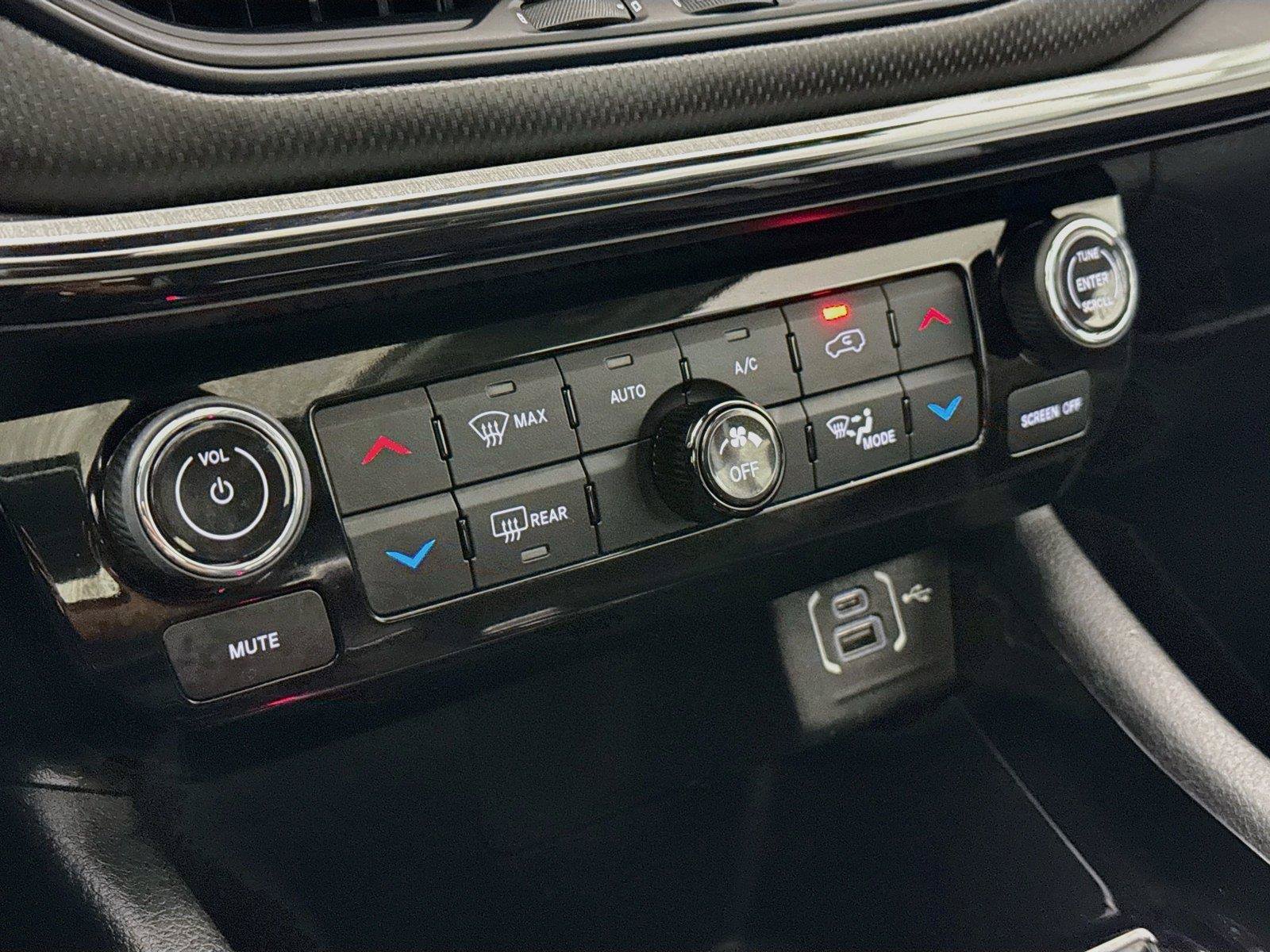 Used 2022 Jeep Compass Trailhawk w/ Sun and Sound Group AWD/4WD image 25