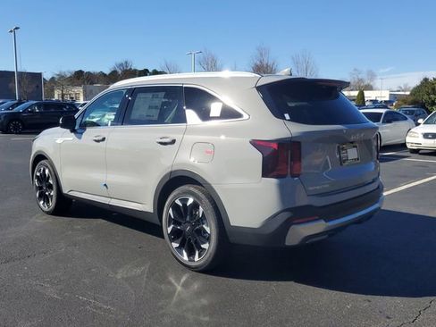 New 2026 Kia Sorento EX FWD image 6