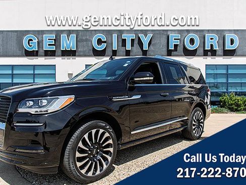 Used 2024 Lincoln Navigator Reserve w/ Monochromatic Package image 1