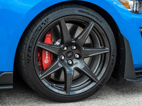 Used 2022 Ford Mustang Shelby GT500 w/ Carbon Fiber Track Pack RWD image 58