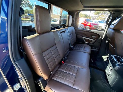 Certified 2023 Nissan Titan Platinum Reserve w/ Moonroof Package image 19