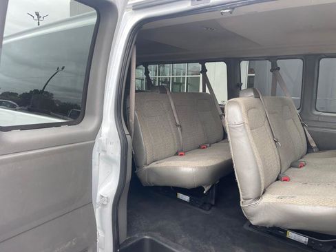 Used 2023 Chevrolet Express 3500 LS image 36