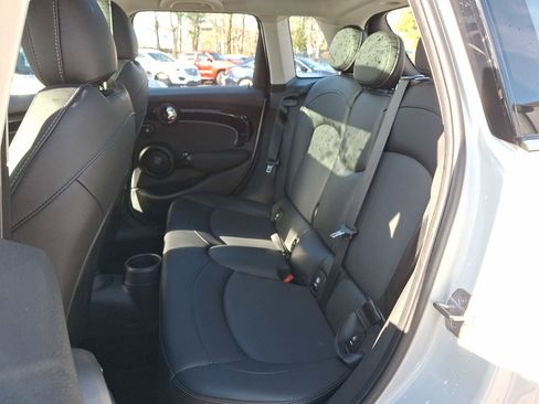 Certified 2023 MINI Cooper S w/ Premium Package image 9