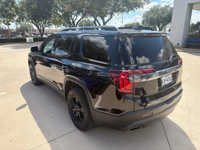 Used 2022 GMC Acadia AT4 w/ Technology Package AWD/4WD image 3