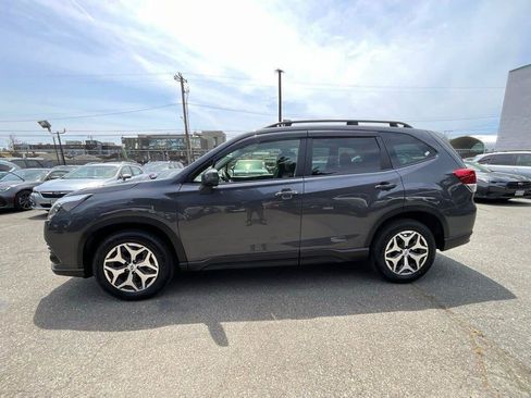 Certified 2023 Subaru Forester Premium AWD/4WD image 6