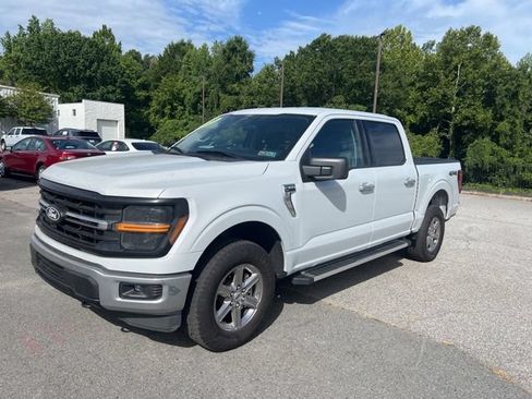 Used 2025 Ford F150 XLT w/ Equipment Group 301A Standard AWD/4WD image 3