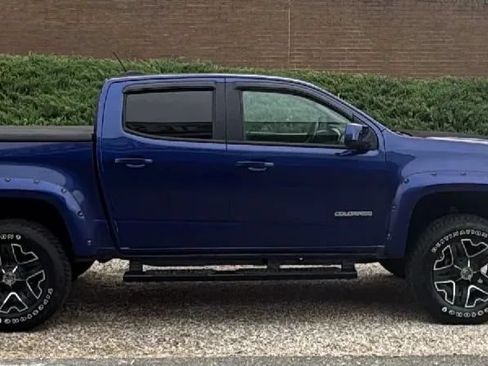 Used 2016 Chevrolet Colorado Z71 AWD/4WD image 4