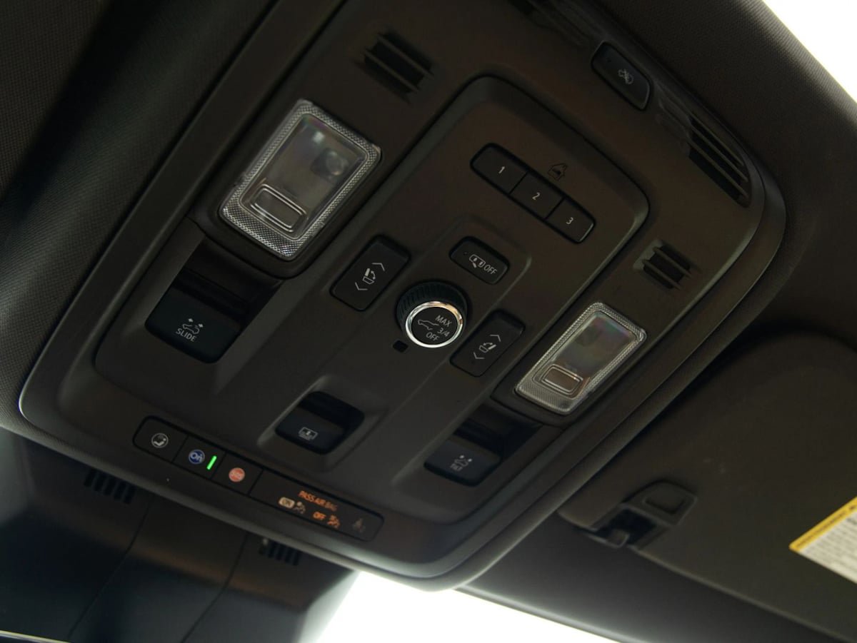 Used 2021 Cadillac Escalade Sport w/ LPO, ONYX Package RWD image 35