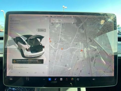 Used 2021 Tesla Model 3 Standard Range Plus image 18