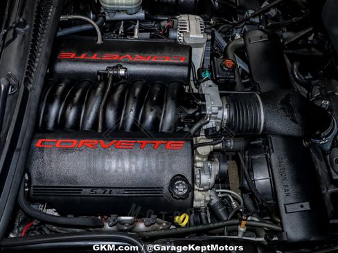 Used 2002 Chevrolet Corvette Convertible w/ Preferred Equipment Group2 image 7