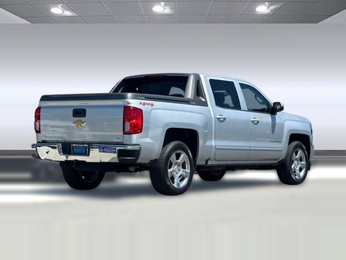 Used 2017 Chevrolet Silverado 1500 LT w/ High Desert Package AWD/4WD image 8