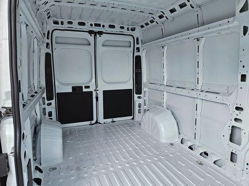 Used 2025 RAM ProMaster 2500 w/ Safety Group image 13