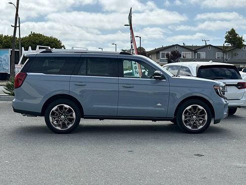 New 2026 Ford Expedition King Ranch AWD/4WD image 2