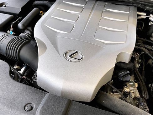 Used 2023 Lexus GX 460 Luxury w/ Accessory Package AWD/4WD image 30