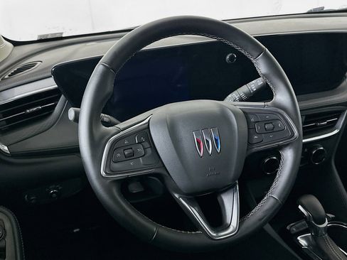 Used 2025 Buick Encore GX Preferred FWD image 18
