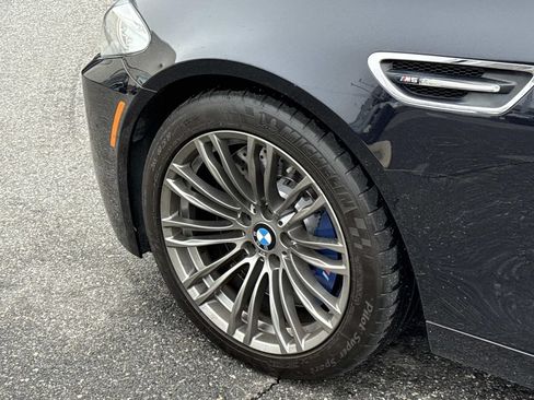 Used 2013 BMW M5 RWD image 41