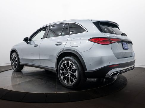 Used 2026 Mercedes-Benz GLC 350e 4MATIC image 5