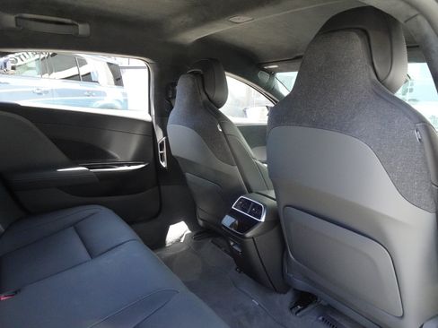 Used 2024 Lucid Air Touring AWD/4WD image 17