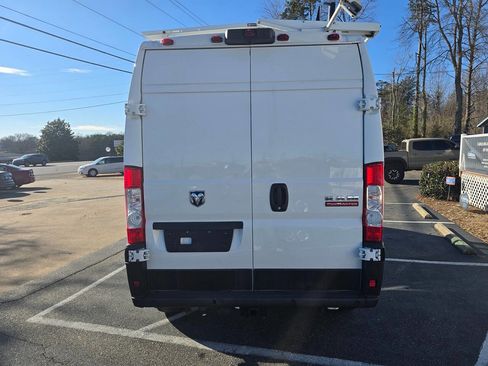 Used 2021 RAM ProMaster 2500 image 5