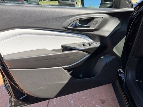 New 2026 Chevrolet Trax LT w/ Driver Confidence Package FWD image 9