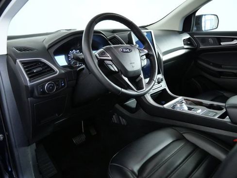 Certified 2024 Ford Edge SEL w/ Convenience Package AWD/4WD image 15
